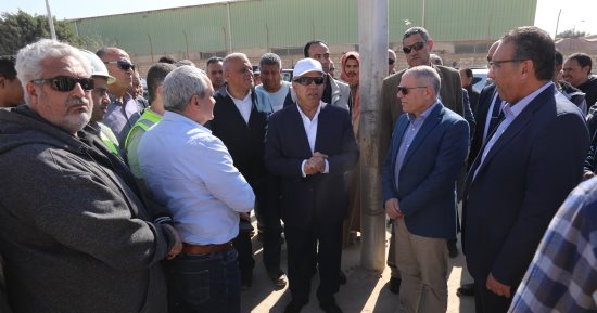 كامل الوزير يشهد بدء إنشاء مجمع ألستوم الصناعى ببرج العرب.. صور