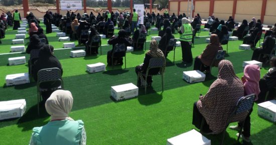 تضامن أسوان: توزيع 8910 وجبة إفطار يومية و4100 كرتونة مواد غذائية