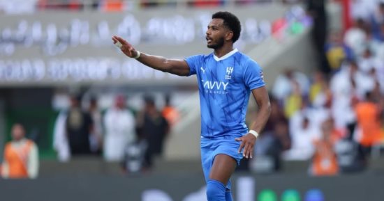الهلال السعودي يقترب من تجديد عقد علي البليهي