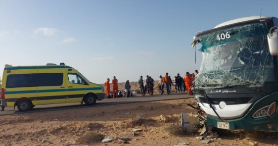 نقيب العاملين بالبترول يتوجه إلى موقع حادث مطروح لمتابعة حالة المصابين