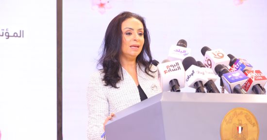وزيرة التضامن: زيادة اعتمادات مساعدات الدعم النقدى تكافل وكرامة بنسبة 25%