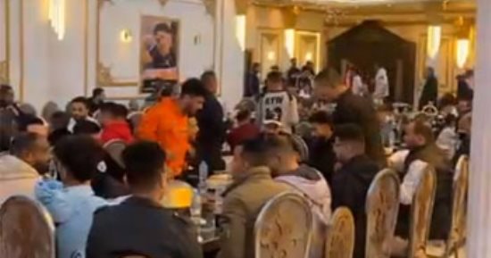 إمبابة كلها هنا.. إسماعيل الليثى ينظم أكبر مائدة إفطار على روح ضاضا