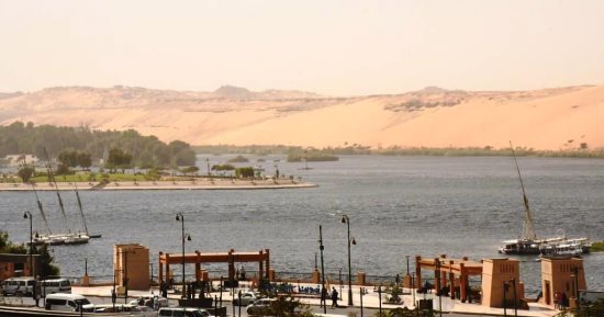  إغلاق حركة الملاحة النهرية فى أسوان لحين تحسن الأحوال الجوية