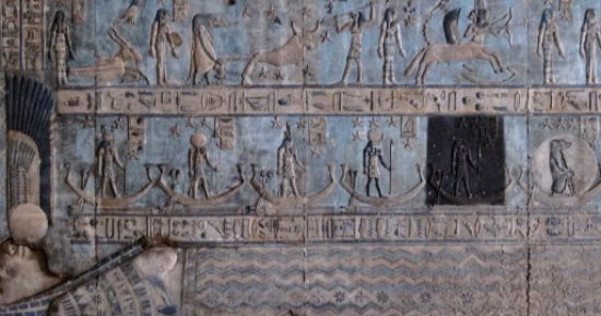 برجك حسب علم التنجيم المصرى القديم.. مواليد "النيل" يتميزون بالاستقلالية.. "آمون رع" جديرون بالثقة.. "موت" متقلبو المزاج.. "جيب" يقدرون العدالة.. "أوزوريس" لا يهابون التحديات.. و"سخمت" بارعون فى حل المشاكل