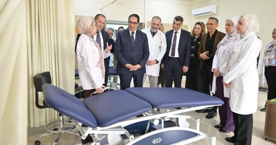 رئيس جامعة القاهرة يفتتح عيادات إضافية لجراحة الأورام وعلاج الألم بمستشفى الثدى