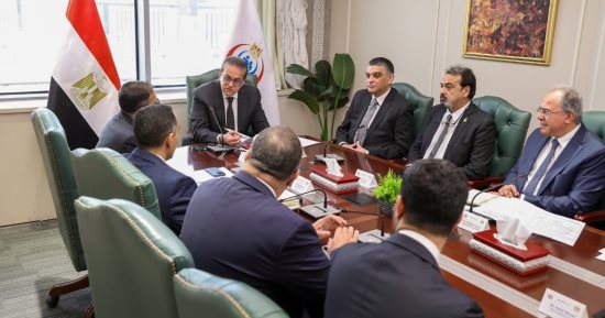 وزير الصحة يشهد توقيع مذكرة تفاهم لإنشاء أول مركز لتطوير وتحسين أجهزة الأشعة بمصر