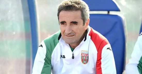الاتحاد الجزائري ينعى المدرب واللاعب الدولي السابق جمال مناد
