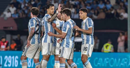 ملخص وأهداف مباراة أوروجواي ضد الأرجنتين في تصفيات كأس العالم
