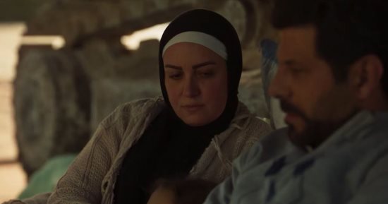 مسلسل ظلم المصطبة الحلقة 9.. حمادة يورط حسن فى قضية نصب.. استمرار هروب حسن وهند وتقربهما عقب العثور على منة بعد فقدانها بالمولد.. إنقاذ رحاب من محاولة الانتحار.. وصبحى يعد حمادة بتسليم حسن وهند