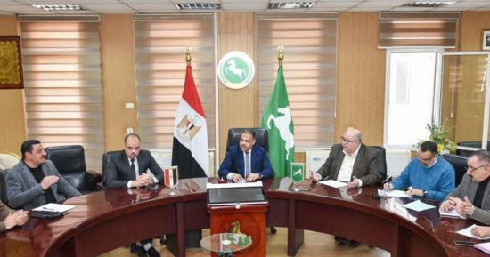 محافظ الشرقية يشدد على سرعة إنهاء طلبات تقنين أراضى أملاك الدولة