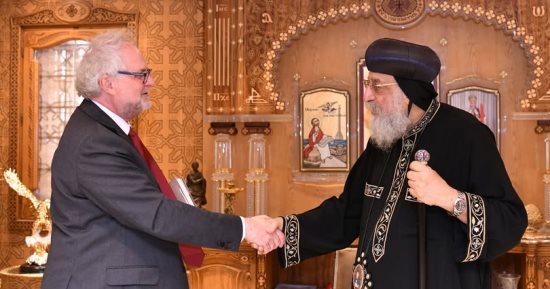 البابا تواضروس يستقبل السفير البولندى بالكاتدرائية