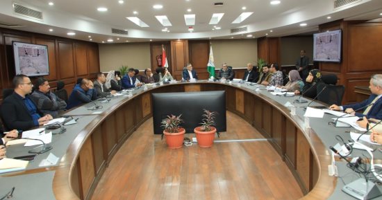 محافظ الجيزة يعقد لقاء المواطنين الدورى لبحث الشكاوى المقدمة