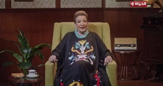 "نوستالجيا" رجعتنا للأيام الجميلة.. حسين على الهوا وعائلة الحاج متولى وسوق العصر دراما زينت رمضان 2001.. و"حديث الصباح والمساء وسوق العصر" ملحمة درامية.. و"للعدالة وجوه كثيرة" كان له حظا من الانتشار.. فيديو