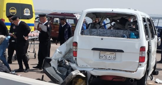 مصرع شخصين وإصابة 8 آخرين إثر انقلاب ميكروباص بالطريق الدائرى