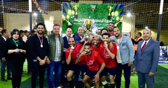 مدير صندوق مكافحة الإدمان يشارك المتعافين حفل الإفطار ولعب كرة القدم