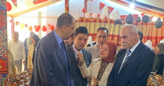 محافظ سوهاج يتفقد مطبخ المصرية لتوزيع الوجبات على الأكثر احتياجا بقرى حياة كريمة