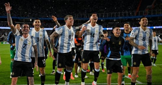 غضب عارم في بعثة منتخب الأرجنتين بسبب تسريب بياناتهم الشخصية