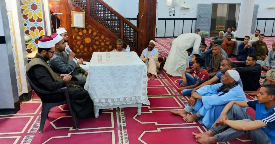 مديرية أوقاف الأقصر تقدم ملحمة رمضانية فى الدروس التوعوية بالمساجد.. صور