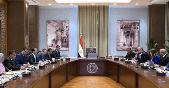 رئيس الوزراء يتابع تطوير الساحل الشمالى الغربى من غرب رأس الحكمة لشرق مطروح
