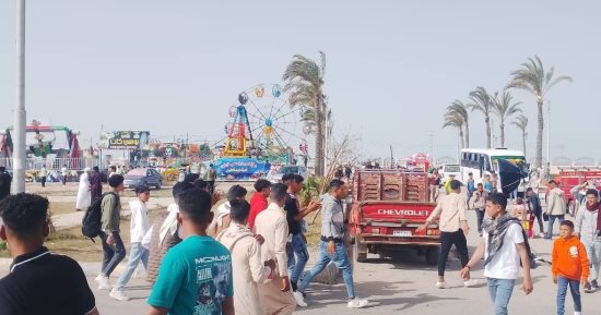 توافد المعيدين لقضاء إجازة عيد الفطر المبارك فى مصيف بلطيم