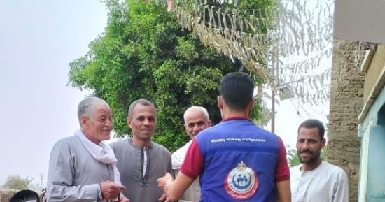 صحة سوهاج: انتشار فرق التوعية والتثقيف الصحى بالميادين والمتنزهات