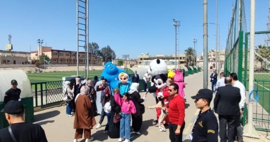 جامعة بنها تنظم حفلا ترفيهيا للأطفال الفلسطينين المرافقين لمصابى غزة بالمستشفى الجامعى  