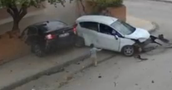 مصرع 3 أشخاص وإصابة 4 آخرين في حادث تصادم سيارتين بالغربية