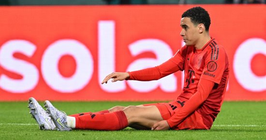 موسيالا ينضم لقائمة مصابي بايرن ميونيخ وغيابه شهرين