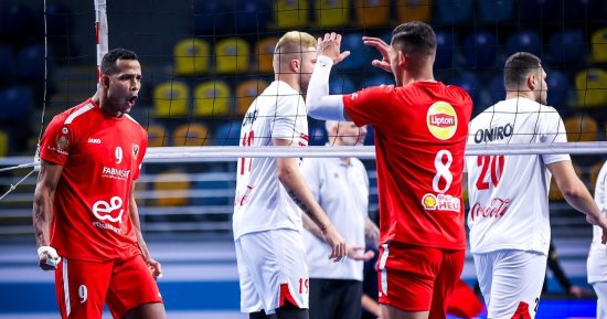 الأهلى يهزم الزمالك 3 - 1 فى نهائى كأس مصر للكرة الطائرة ويتوج باللقب.. صور 