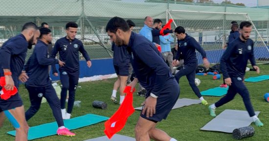 شاهد مران بيراميدز على ملعب يوسف شيبو بعد منعه التدريب فى الرباط