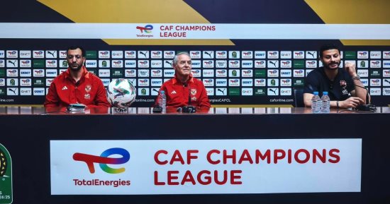 محمد الشناوى: النجيل الصناعى لا يمثل عقبة أمام الأهلى فى مباراة الهلال