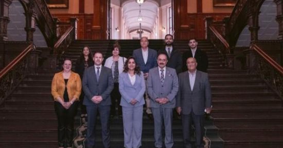 وزيرة التنمية المحلية تزور برلمان أونتاريو ومدرسة فيلوباتير المصرية بكندا