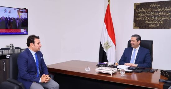 محافظ دمياط يلتقى مع الدكتور محمد فوزى مدير مديرية الشباب والرياضة الجديد