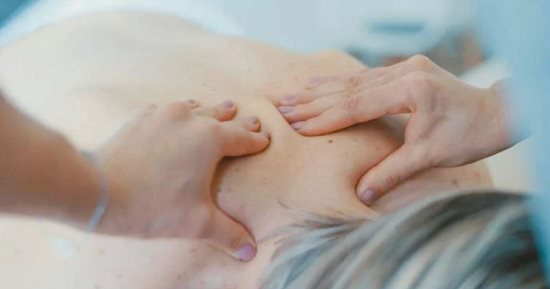 شاب صينى عمره 26 عاما يُصاب بسكتة دماغية بعد جلسة تدليك لرقبته