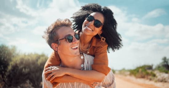 توافقات الأبراج.. من هو الرجل المناسب لامرأة برج الحمل؟
