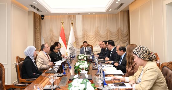 وزير الشباب والرياضة يلتقي بممثلي مكتب الأمم المتحدة