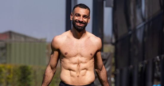 محمد صلاح يستعرض عضلاته فى مران ليفربول قبل لقاء وست هام.. صور