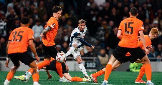 توتنهام يتعادل مع فرانكفورت 1-1 فى ربع نهائى الدورى الأوروبى