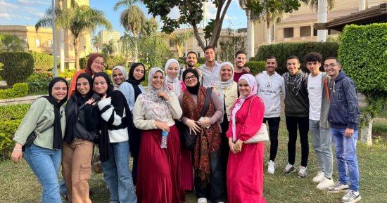 «بوصلة».. مشروع تخرج بإعلام القاهرة للتوعية بأهمية بناء العلامة التجارية الشخصية