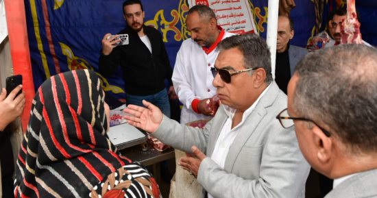 محافظ الدقهلية يتفقد سوق اليوم الواحد ويؤكد استمراره يومى الجمعة والسبت كل أسبوع