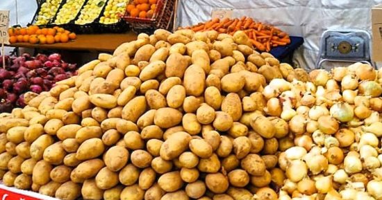 سعر الخضار والفواكه اليوم الأربعاء 20-8-2025 فى المنوفية