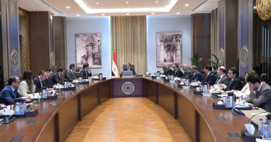 رئيس الوزراء يلتقى أعضاء اللجنة المُشكلة لبحث تحديات ومستقبل الإعلام والدراما