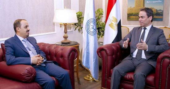 وزير الإعلام اليمني يزور ماسبيرو لبحث التعاون المشترك