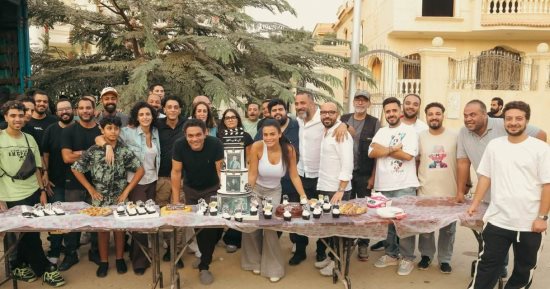 آسر ياسين وأسماء جلال يستآنفان تصوير فيلم إن غاب القط