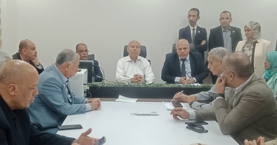 محافظ القاهرة يتفقد منطقة شق الثعبان لمتابعة تقنين أوضاع المصانع