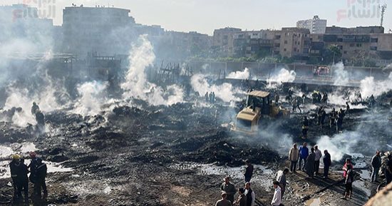 المباحث تستمع لأقوال شهود العيان فى حريق الشرابية 