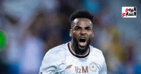 مصرع اللاعب السابق آرون بوبيندزا بعد سقوطه من الطابق الـ 11 فى الصين