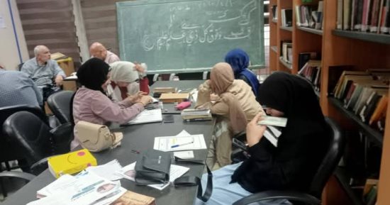 مكتبة مصر العامة بأسيوط تنظم ورش تعليم الخط العربى وتدريب الشطرنج للأطفال