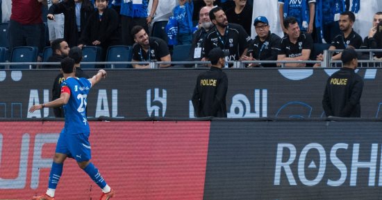 الهلال ضد الخليج.. الزعيم يتفوق بهدف الدوسري في الشوط الأول بالدوري السعودي