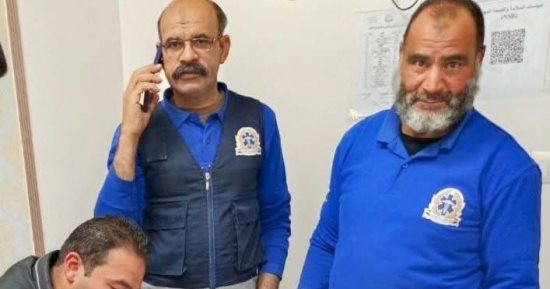 مسعفان بالمنيا يردان أموالا وذهبا لمصابين فى حادث تصادم  بـ6 ملايين جنيه 